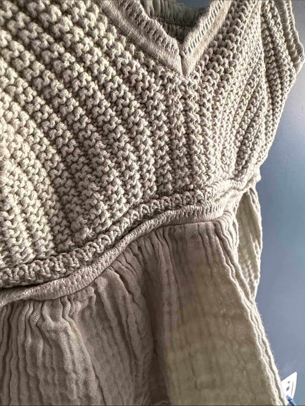 Hollister Sage Green Knit Peplum Camisole - Picture 4 of 9